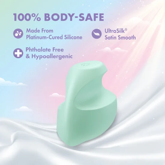 Play With Me | Dream Crush Silicone Mini Finger Vibrator – Clitoral & Nipple Play – Rechargeable & Waterproof – In Green - Image 2
